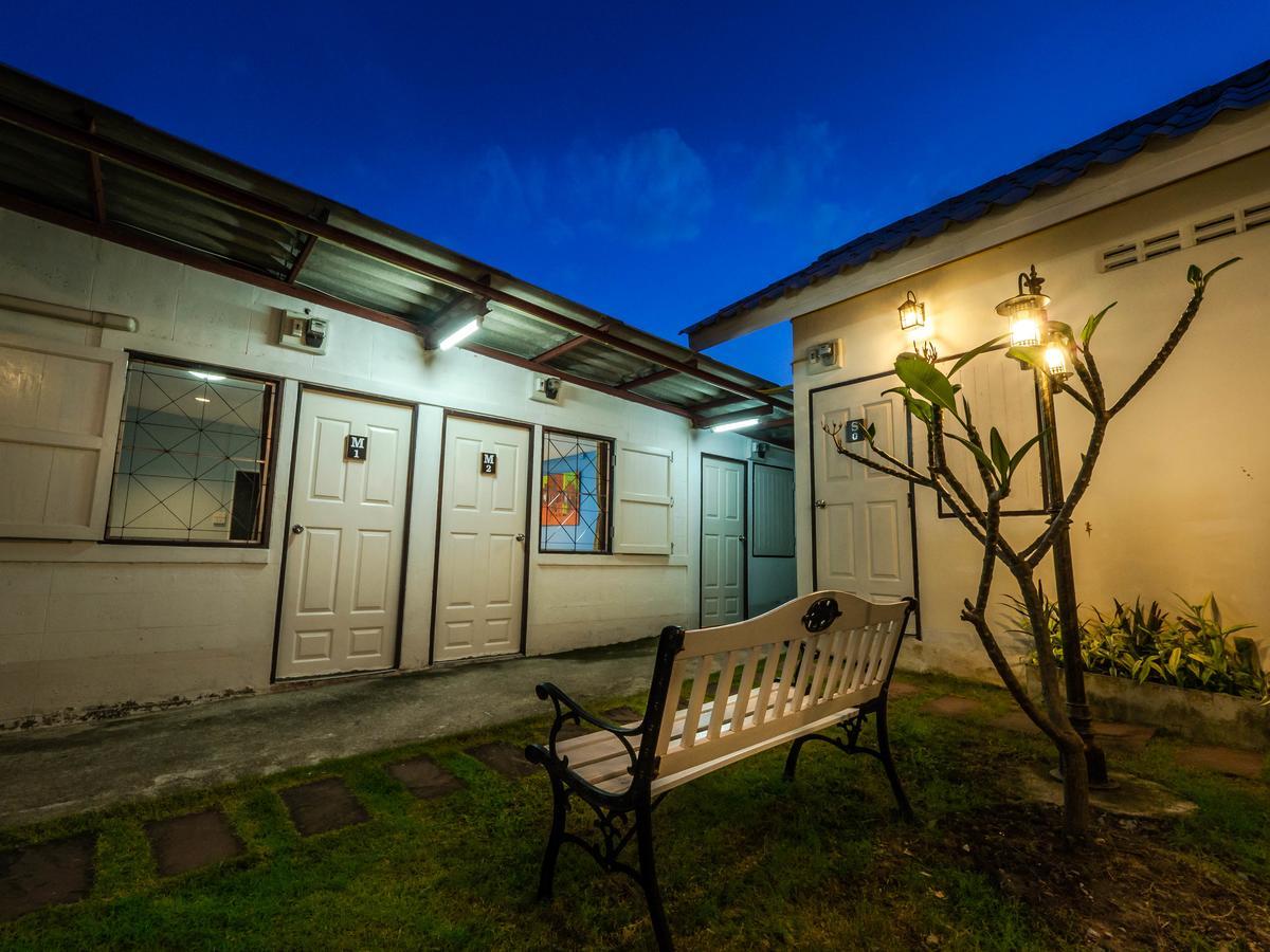 Tommy Huts Hotel Chiang Mai Eksteriør billede