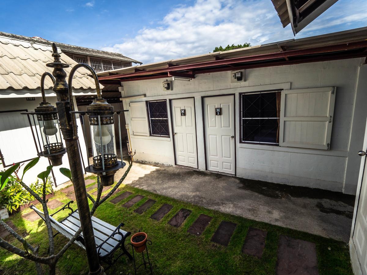 Tommy Huts Hotel Chiang Mai Eksteriør billede